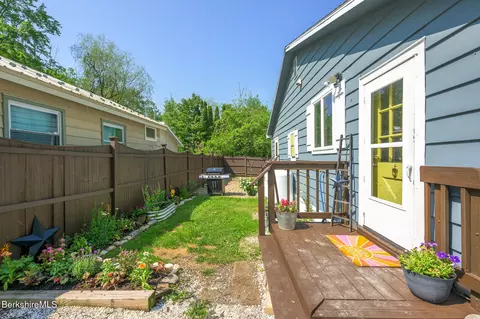 13 Pine Rd, Richmond, MA 01254 photo 4