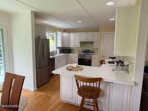 191 Luce Rd, Williamstown, MA 01267 photo 8