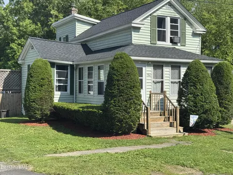 9 Dwight St, Pittsfield, MA 01201