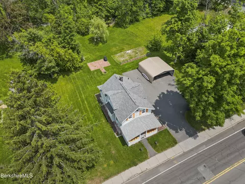 115 Crane Ave, Pittsfield, MA 01201