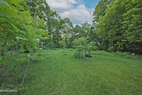I-6 Robert Ave, Lenox, MA 01240 photo 6