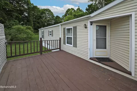 I-6 Robert Ave, Lenox, MA 01240 photo 19