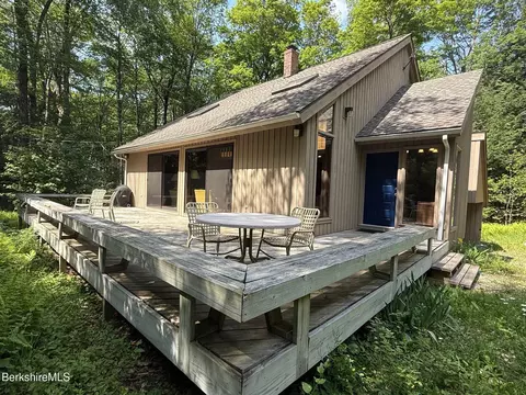 841 Moberg Rd, Becket, MA 01223