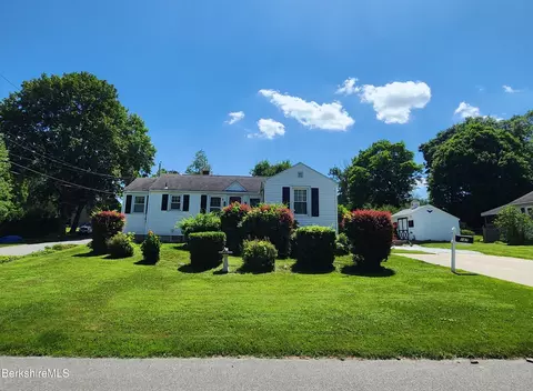 147 Cole Ave, Pittsfield, MA 01201