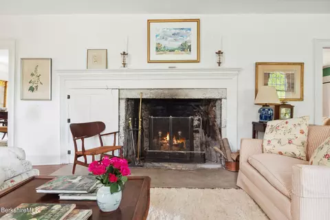Living - 28 Main Rd, Tyringham, MA 01264 photo 3 of 8
