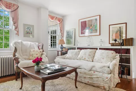 Living - 28 Main Rd, Tyringham, MA 01264 photo 4 of 8