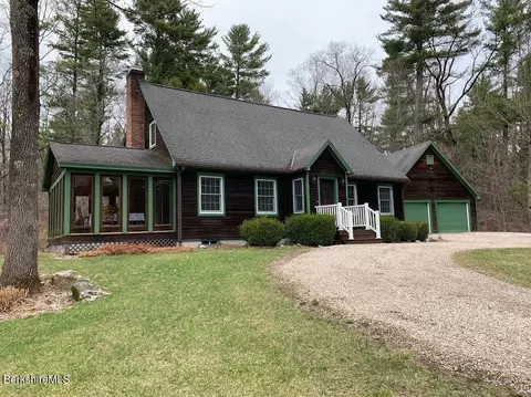 63 Glennanna Way, Sheffield, MA 01257