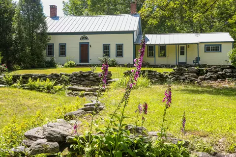 93 Colrain Stage Rd, Heath, MA 01346