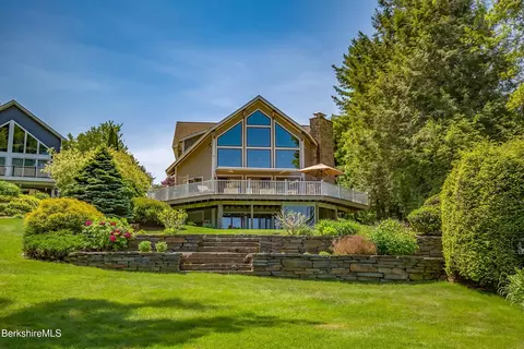 89 Pine Rd, Otis, MA 01253