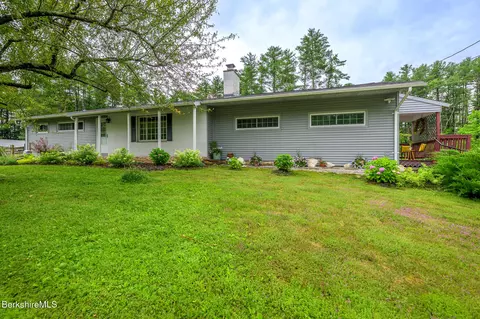 296 Housatonic St, Lenox, MA 01240