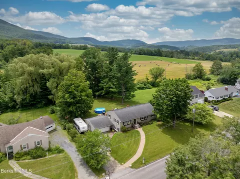 135 Longview Ter, Williamstown, MA 01267