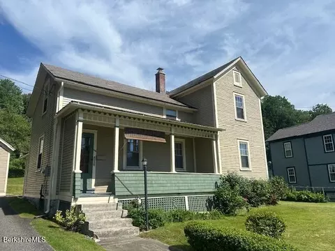 109 N Summer St, Adams, MA 01220