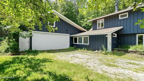 638 Fog Hill Rd, Austerlitz, NY 12017 photo 2