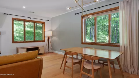 638 Fog Hill Rd, Austerlitz, NY 12017 photo 8