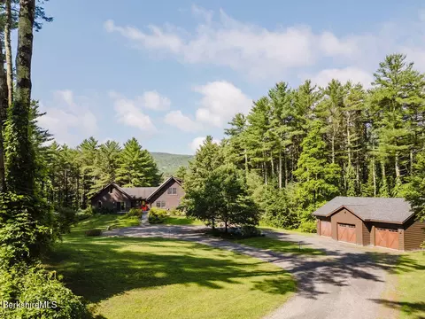 9 Bott Hill Rd, Egremont, MA 01230