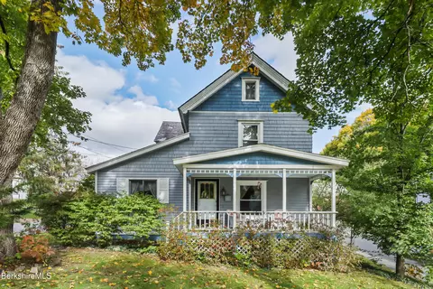 212 Highland St, Housatonic, MA 01236
