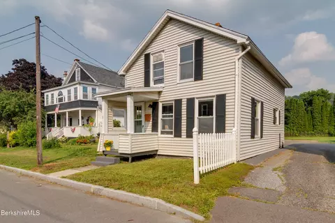 11 Crotteau St, Adams, MA 01220