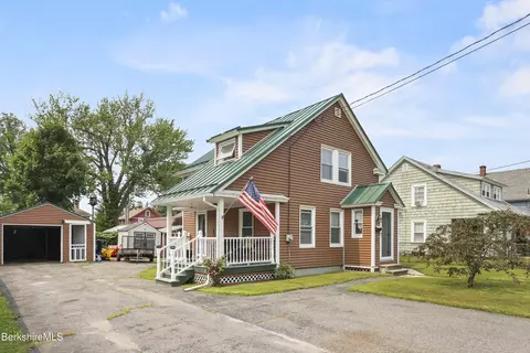 63 Reuter Ave, Pittsfield, MA 01201