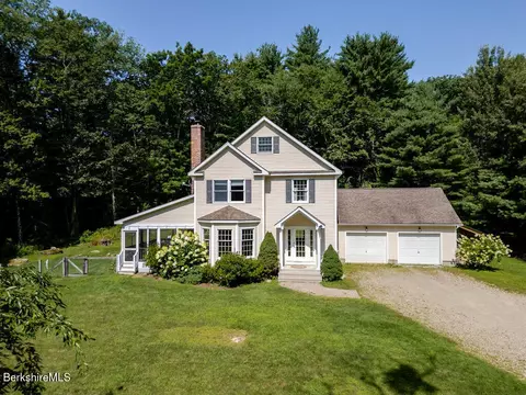 483 Home Rd, Sheffield, MA 01257
