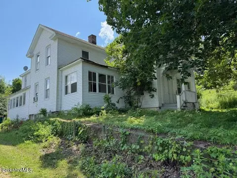 15 Golden Hill Rd, Lenox, MA 01240