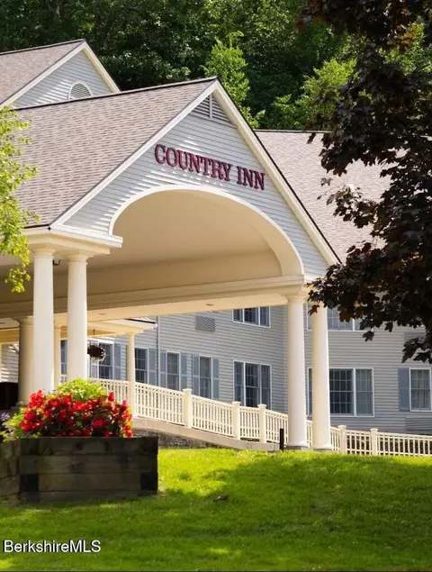 37 Corey Rd #735, Hancock, MA 01237