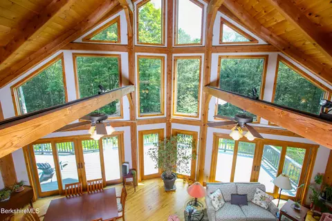 124 Skyline Trl, Chester, MA 01011