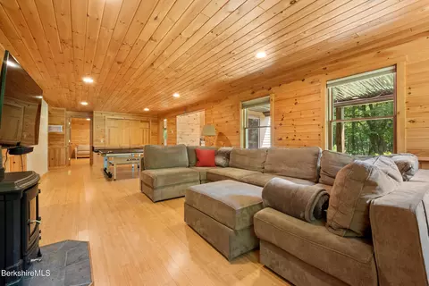 4 Causeway Rd, Peru, MA 01235 photo 33