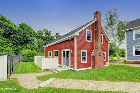 Exterior - 1 Devon Rd, Stockbridge, MA 01262 photo 9 of 10