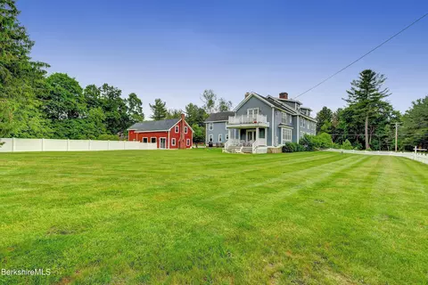 Exterior - 1 Devon Rd, Stockbridge, MA 01262 photo 8 of 10