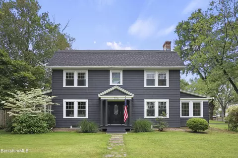 206 Dawes Ave, Pittsfield, MA 01201