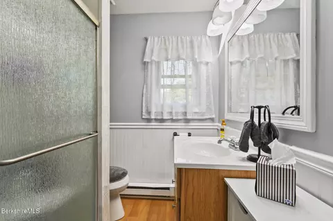 83 Devonshire Dr, Cheshire, MA 01225 photo 15