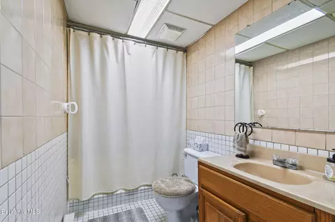 83 Devonshire Dr, Cheshire, MA 01225 photo 26