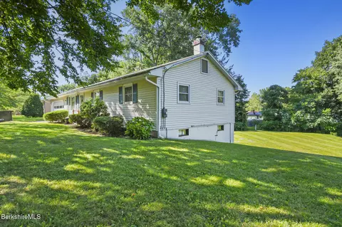 83 Devonshire Dr, Cheshire, MA 01225 photo 31