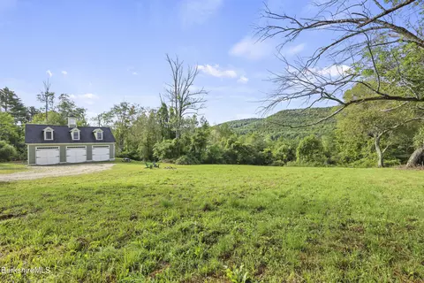48 Main Rd, Tyringham, MA 01264 photo 22