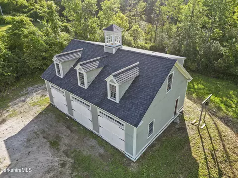 48 Main Rd, Tyringham, MA 01264 photo 25