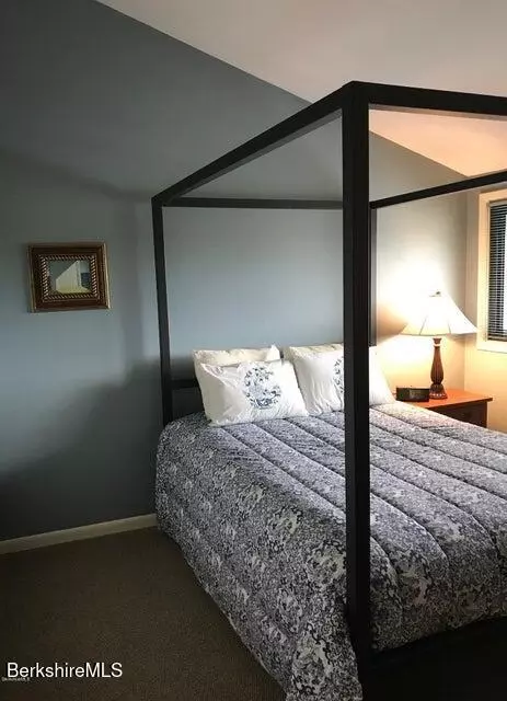 Bedroom - 189 Stratton Rd #E-3, Williamstown, MA 01267 photo 1 of 2