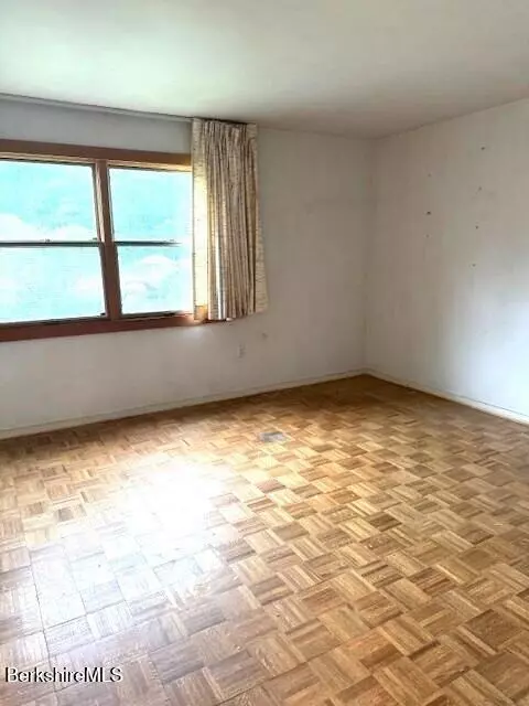 Bedroom - 2 Rolling Hls #BLDG 2-4, Lenox, MA 01240 photo 3 of 3