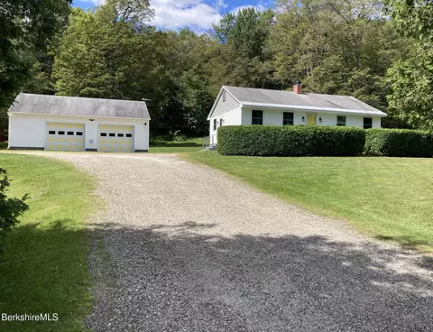 480 Mohawk Trl, Drury, MA 01343