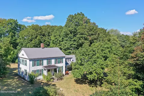 2105 S Undermountain Rd, Sheffield, MA 01257