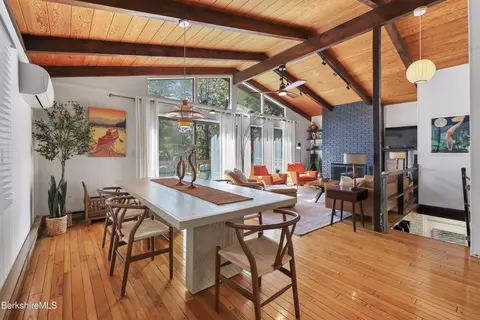 60 Wood Duck Rd, Lee, MA 01238