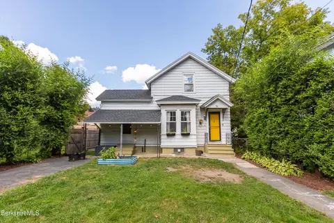 71 Maplewood Ave, Pittsfield, MA 01201