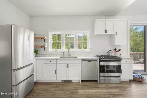 140 Beaver Dam Rd, Lee, MA 01238 photo 12