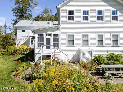 Exterior - 454 Main Rd #2, Monterey, MA 01245 photo 4 of 8