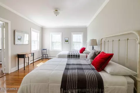 Bedroom - 454 Main Rd #2, Monterey, MA 01245 photo 1 of 4