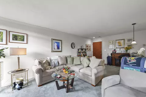 189 Stratton Rd #E2, Williamstown, MA 01267 photo 5