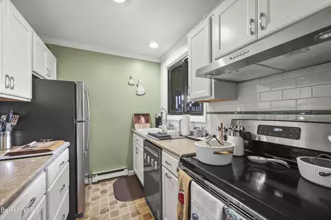 189 Stratton Rd #E2, Williamstown, MA 01267 photo 8
