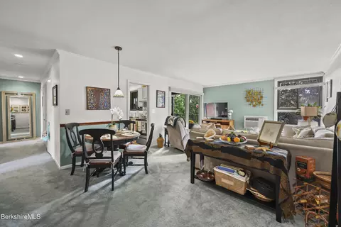 189 Stratton Rd #E2, Williamstown, MA 01267 photo 4
