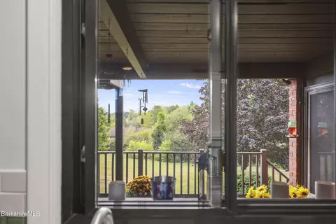189 Stratton Rd #E2, Williamstown, MA 01267 photo 10