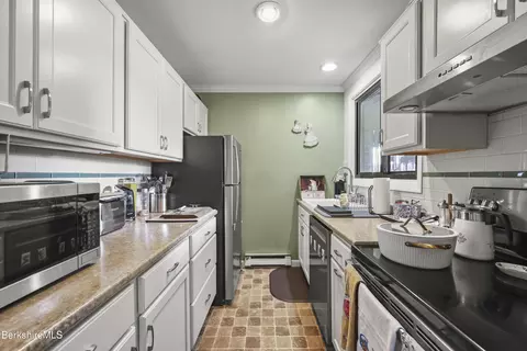 189 Stratton Rd #E2, Williamstown, MA 01267 photo 7