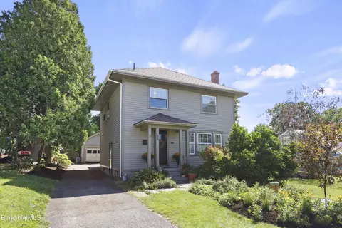 39 Lexington Pkwy, Pittsfield, MA 01201